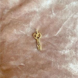 14K Gold Scissors Pendant
